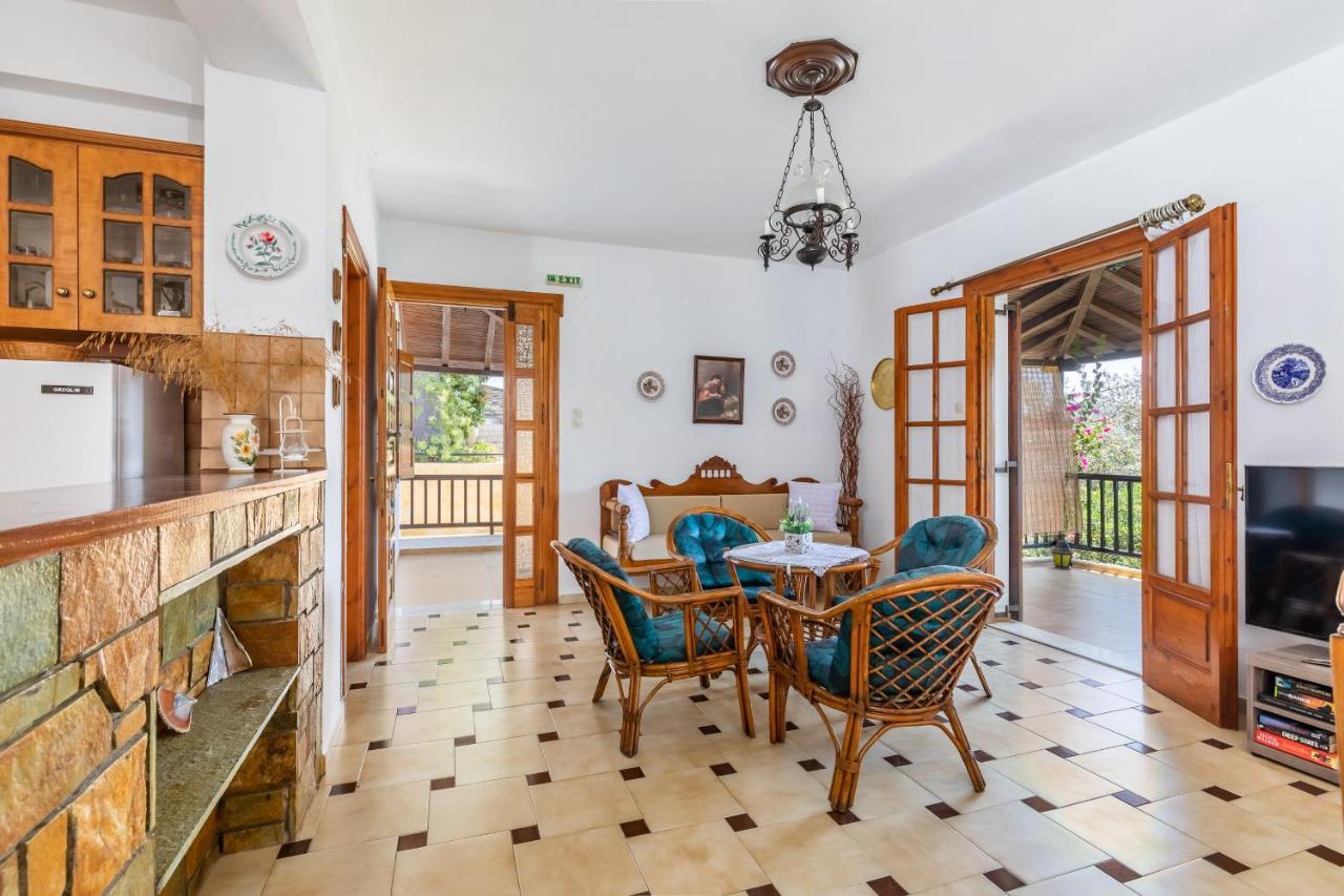 Ourania Apartment Skopelos Exterior foto