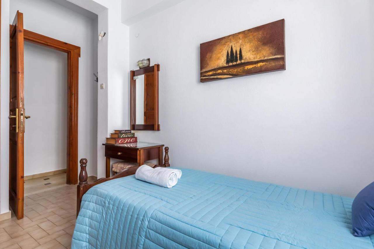 Ourania Apartment Skopelos Exterior foto
