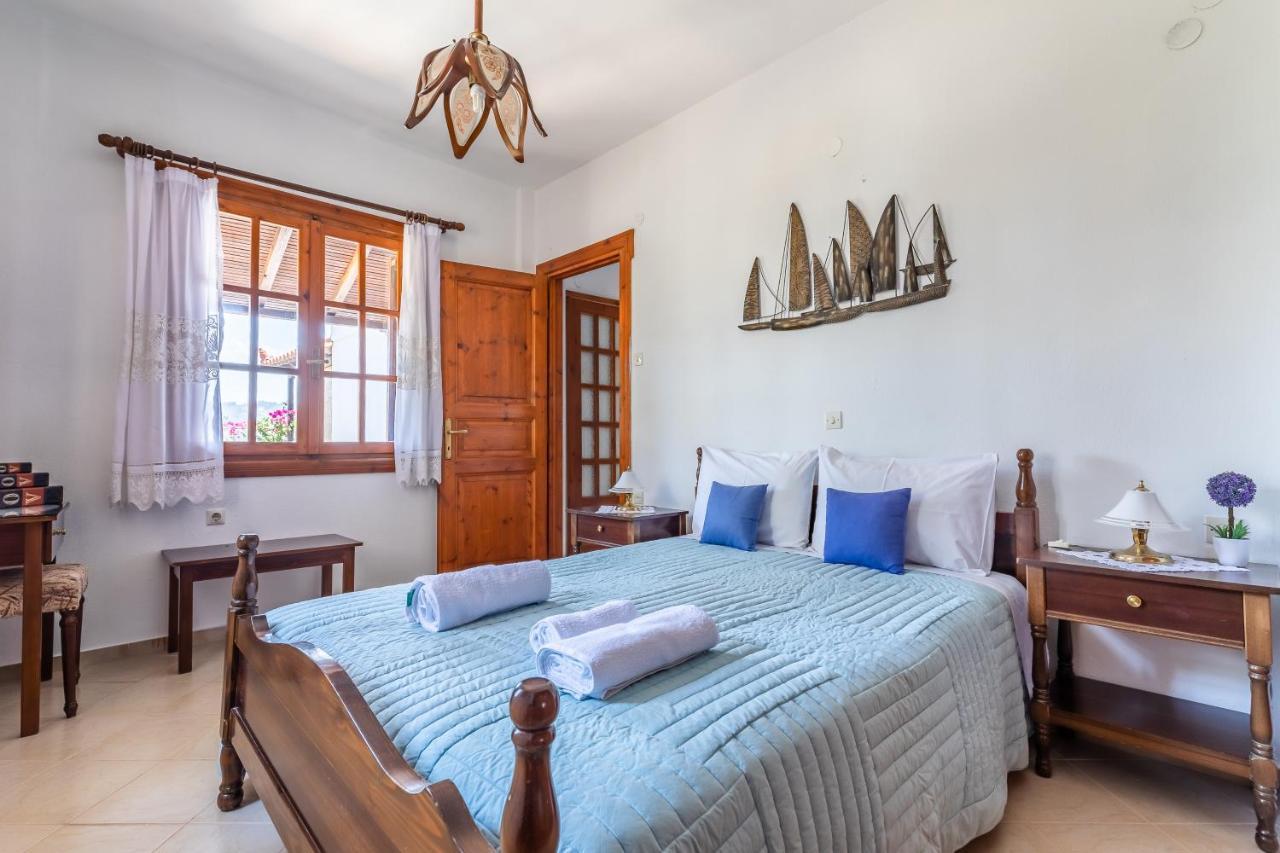 Ourania Apartment Skopelos Exterior foto